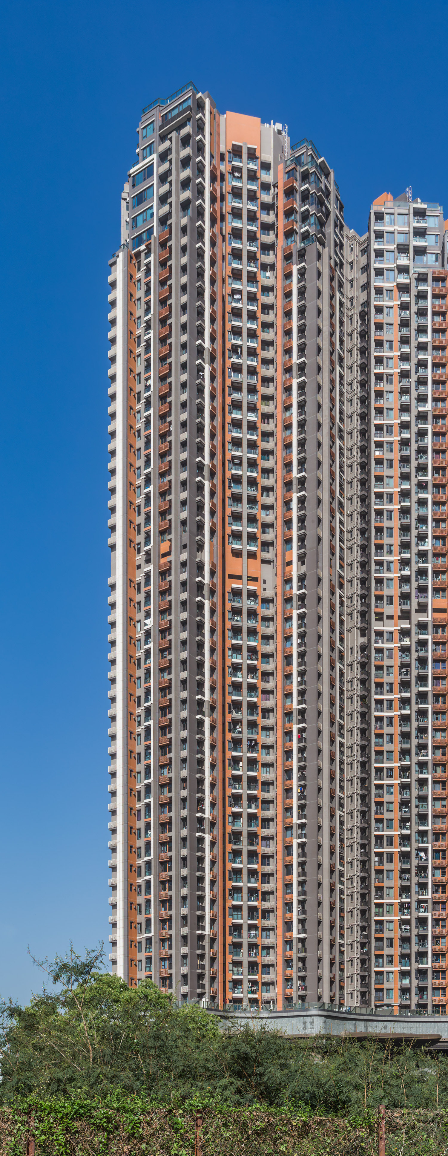LOHAS Park Wings At Sea Tower 1, Hong Kong - View from the east. © Mathias Beinling
